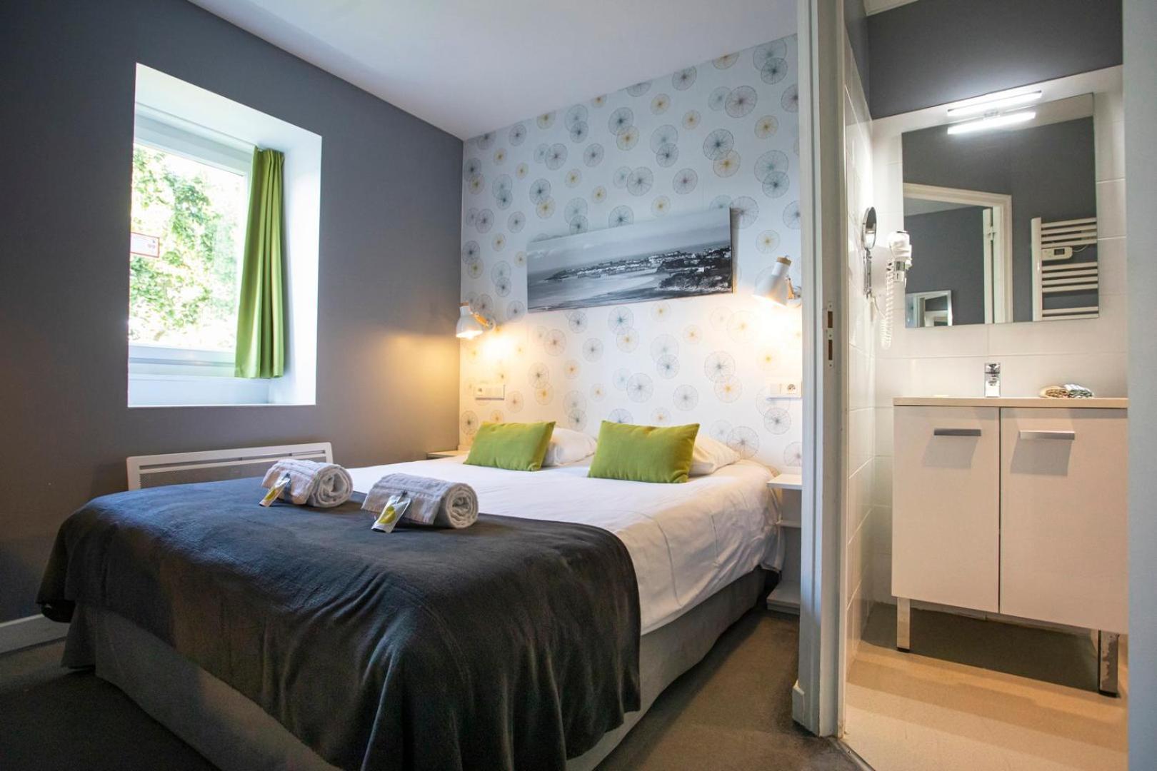 Hotel Au Bout Du Quai 3*