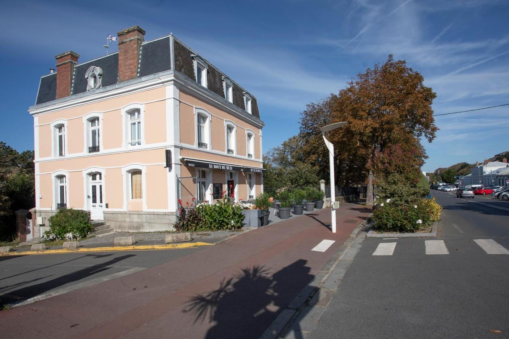 Hotel Au Bout Du Quai